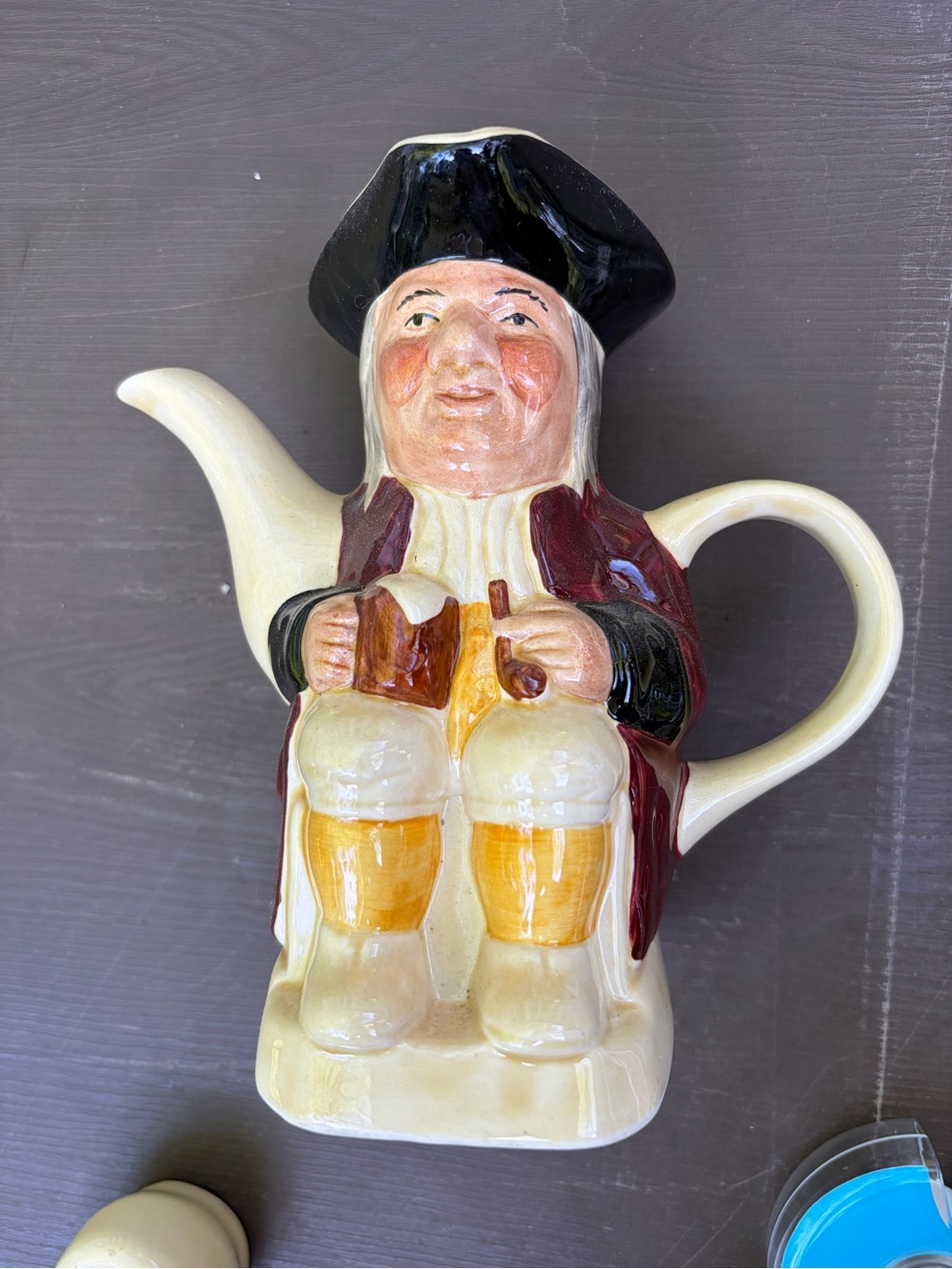 EUC Toby Teapot Man By Tony Wood Staffordshire England w/ Lid